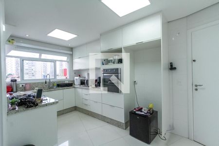 Apartamento à venda com 300m², 4 quartos e 4 vagasCozinha