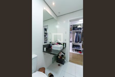 Apartamento à venda com 300m², 4 quartos e 4 vagasBanheiro da Suíte 3