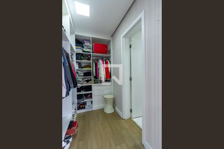 Apartamento à venda com 300m², 4 quartos e 4 vagasCloset da Suíte 3