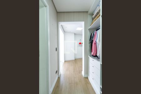 Apartamento à venda com 300m², 4 quartos e 4 vagasCloset da Suíte 3