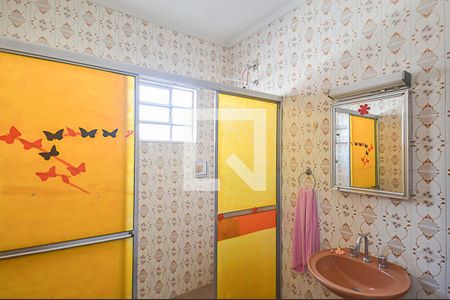 Casa à venda com 260m², 2 quartos e 2 vagasBanheiro