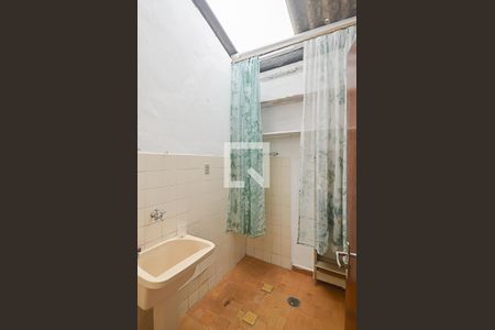 Casa à venda com 260m², 2 quartos e 2 vagasÁrea de Serviço