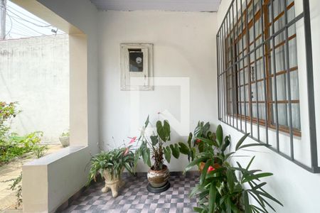 Casa à venda com 300m², 3 quartos e 4 vagas Casa à venda com 300m², 3 quartos e 4 vagasEntrada