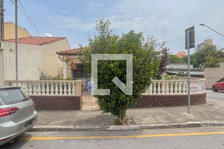 Casa à venda com 300m², 3 quartos e 4 vagas Casa à venda com 300m², 3 quartos e 4 vagasFachada