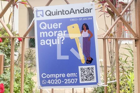 Casa à venda com 300m², 3 quartos e 4 vagas Casa à venda com 300m², 3 quartos e 4 vagasFachada