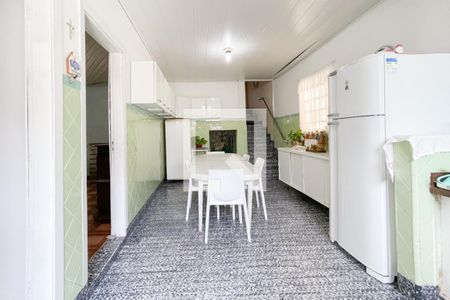 Casa à venda com 300m², 3 quartos e 4 vagas Casa à venda com 300m², 3 quartos e 4 vagasCozinha