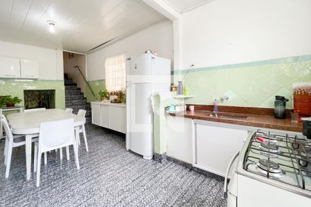 Casa à venda com 300m², 3 quartos e 4 vagas Casa à venda com 300m², 3 quartos e 4 vagasCozinha