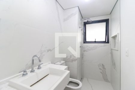 Apartamento à venda com 261m², 3 quartos e 4 vagasBanheiro 2 da Suíte 1