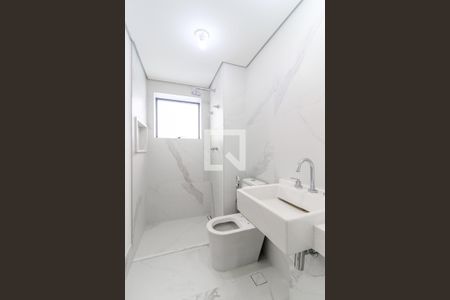 Apartamento à venda com 261m², 3 quartos e 4 vagasBanheiro da Suíte 2