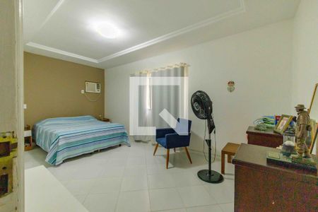 Casa de condomínio à venda com 365m², 5 quartos e 4 vagasSuíte 3