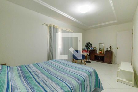 Casa de condomínio à venda com 365m², 5 quartos e 4 vagasSuíte 3