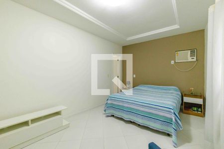 Casa de condomínio à venda com 365m², 5 quartos e 4 vagasSuíte 3