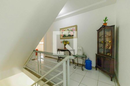 Casa de condomínio à venda com 365m², 5 quartos e 4 vagasHall