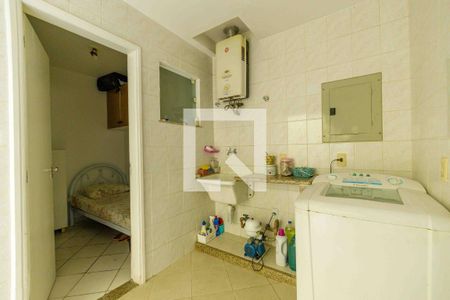 Casa de condomínio à venda com 365m², 5 quartos e 4 vagasÁrea de Serviço