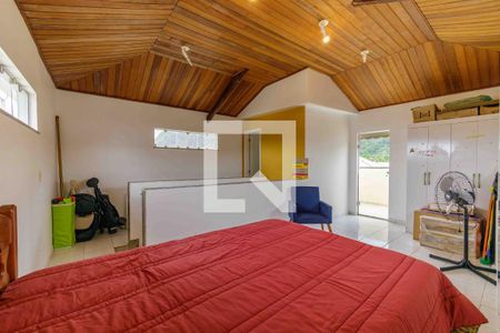 Casa de condomínio à venda com 365m², 5 quartos e 4 vagasSuíte 4