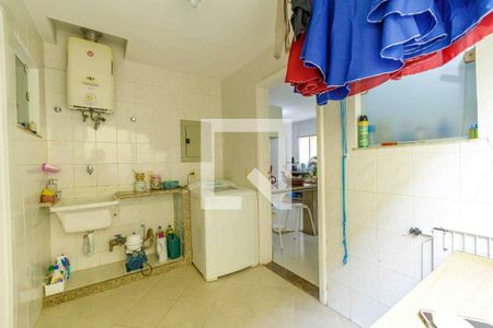 Casa de condomínio à venda com 365m², 5 quartos e 4 vagasÁrea de Serviço