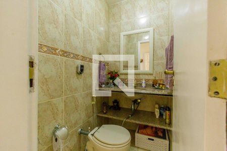 Casa de condomínio à venda com 365m², 5 quartos e 4 vagasLavabo