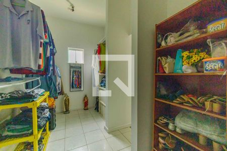Casa de condomínio à venda com 365m², 5 quartos e 4 vagasCloset da Suíte 1