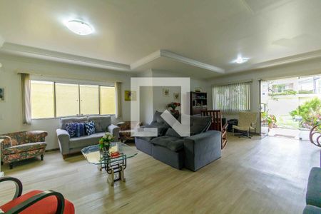 Sala de casa de condomínio à venda com 5 quartos, 365m² em Vargem Pequena, Rio de Janeiro