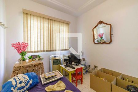 Casa de condomínio à venda com 365m², 5 quartos e 4 vagasQuarto 1