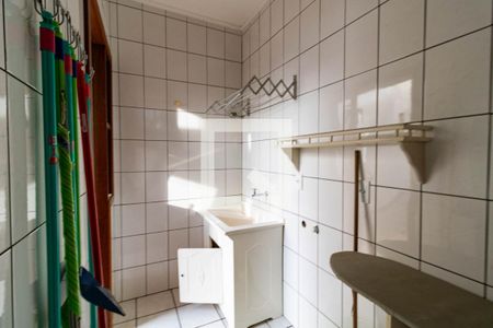 Casa à venda com 288m², 3 quartos e 3 vagasÁrea de Serviço