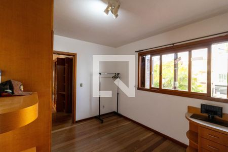 Casa à venda com 288m², 3 quartos e 3 vagasQuarto 2