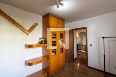 Casa à venda com 288m², 3 quartos e 3 vagasQuarto 2