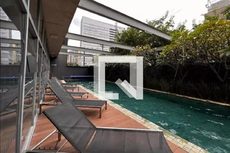 Apartamento à venda com 68m², 1 quarto e 1 vagaÁrea comum - Piscina