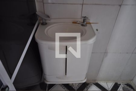 Casa à venda com 150m², 5 quartos e 2 vagasBanheiro do Quarto 1