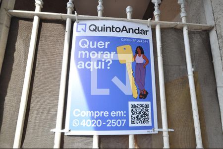 Casa à venda com 150m², 5 quartos e 2 vagasFachada