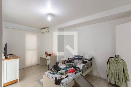 Casa à venda com 400m², 3 quartos e 6 vagasSuite 2