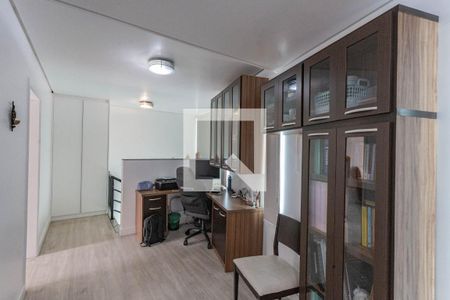 Casa à venda com 400m², 3 quartos e 6 vagasCorredor