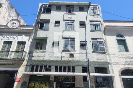 Apartamento à venda com 45m², 1 quarto e sem vaga Apartamento à venda com 45m², 1 quarto e sem vagaFachada