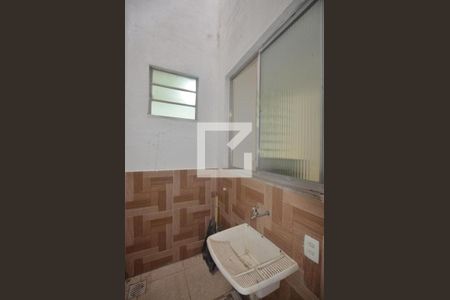 Casa para alugar com 48m², 3 quartos e sem vagaÁrea de Serviço