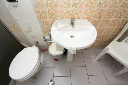 Apartamento para alugar com 85m², 3 quartos e sem vagaBanheiro