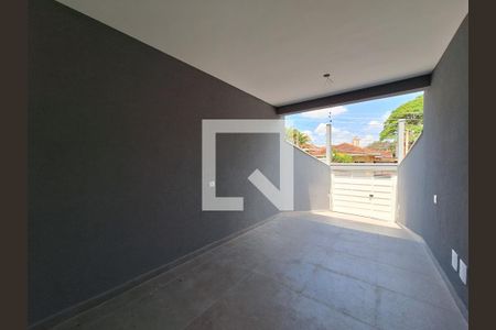 Casa à venda com 105m², 3 quartos e 2 vagas Casa à venda com 105m², 3 quartos e 2 vagasGaragem