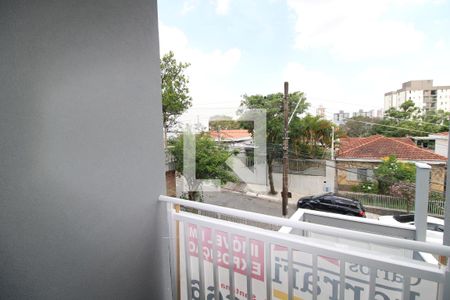 Casa à venda com 105m², 3 quartos e 2 vagasQuarto 3 - Varanda