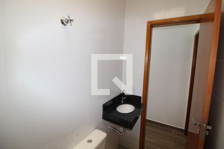 Casa à venda com 105m², 3 quartos e 2 vagasQuarto 1 - Banheiro