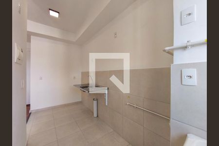 Apartamento para alugar com 45m², 2 quartos e 1 vaga Apartamento para alugar com 45m², 2 quartos e 1 vagaCozinha e Área de Serviço