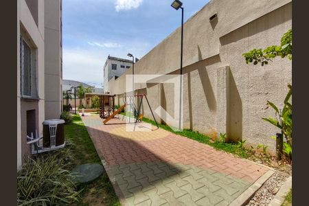Apartamento para alugar com 45m², 2 quartos e 1 vaga Apartamento para alugar com 45m², 2 quartos e 1 vagaÁrea comum - Playground