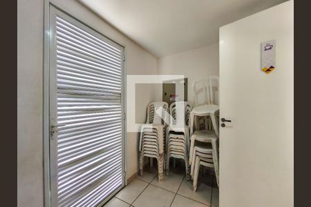 Apartamento para alugar com 45m², 2 quartos e 1 vaga Apartamento para alugar com 45m², 2 quartos e 1 vagaÁrea comum - Salão de festas