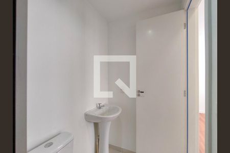Apartamento para alugar com 45m², 2 quartos e 1 vaga Apartamento para alugar com 45m², 2 quartos e 1 vagaBanheiro Corredor