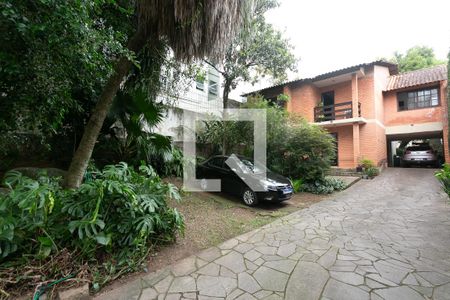 Casa à venda com 528m², 3 quartos e 8 vagasFrente da casa