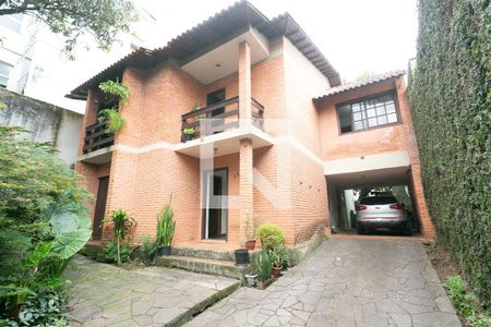 Casa à venda com 528m², 3 quartos e 8 vagasFrente da casa