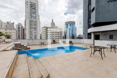 Apartamento à venda com 60m², 1 quarto e 1 vagaPiscina