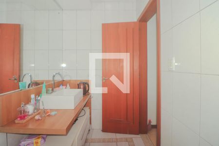 Casa à venda com 490m², 4 quartos e 2 vagasBanheiro 1