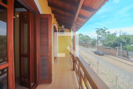 Casa à venda com 490m², 4 quartos e 2 vagasQuarto 3 - Varanda