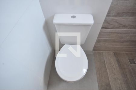 Casa à venda com 119m², 3 quartos e 2 vagasBanheiro do Quarto Suíte