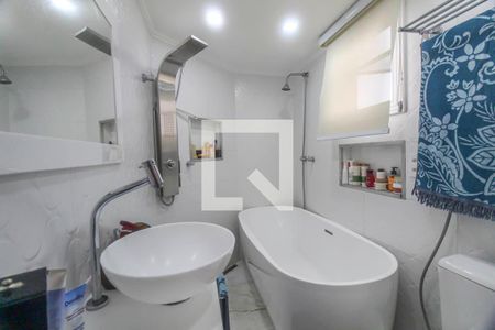 Apartamento à venda com 100m², 3 quartos e 2 vagasBanheiro - Quarto