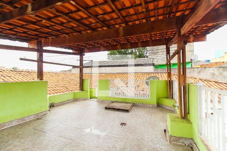Casa à venda com 180m², 3 quartos e 5 vagasTerraço